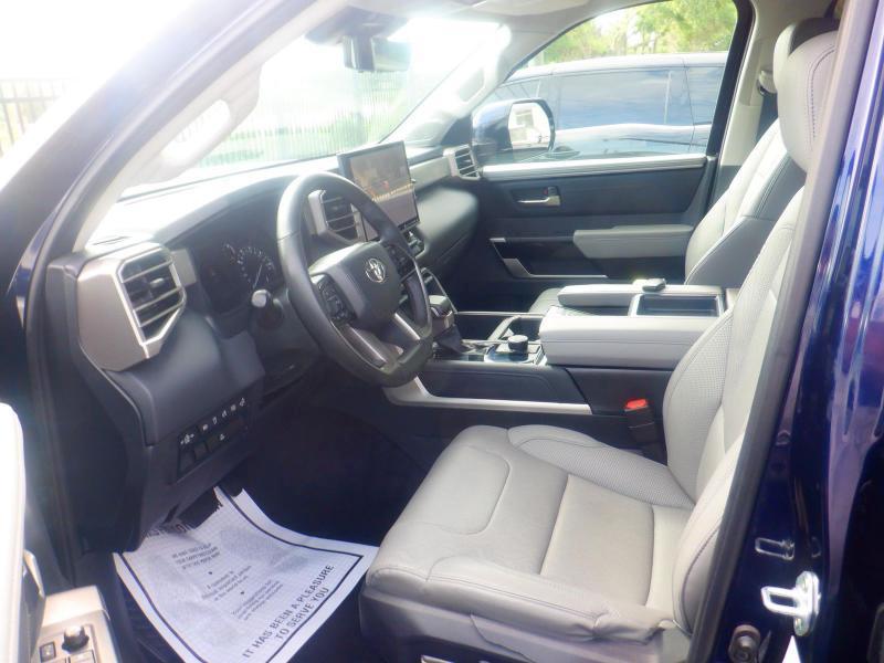 Toyota Tundra  2023