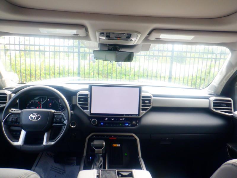 Toyota Tundra  2023