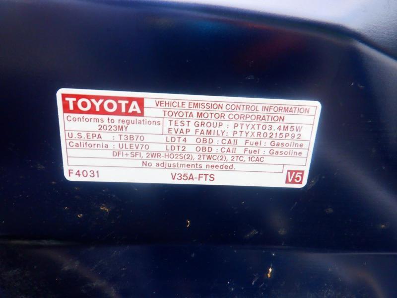 Toyota Tundra  2023