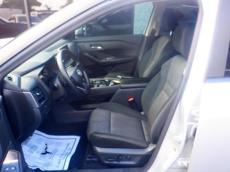 Nissan Rogue SV 2025