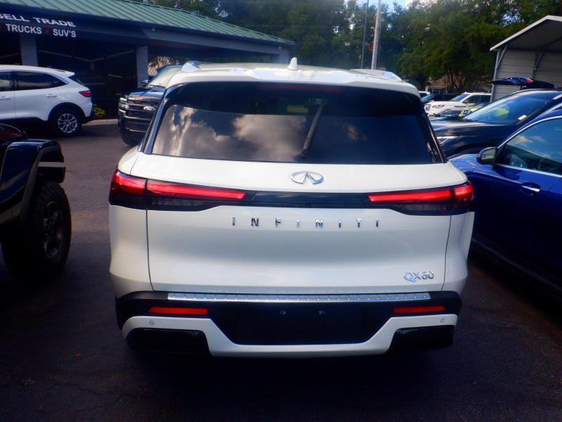 Infiniti QX60  2023