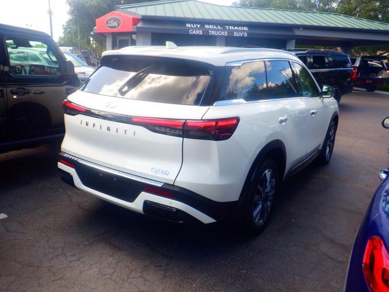 Infiniti QX60  2023