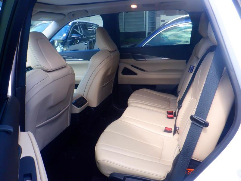 Infiniti QX60  2023