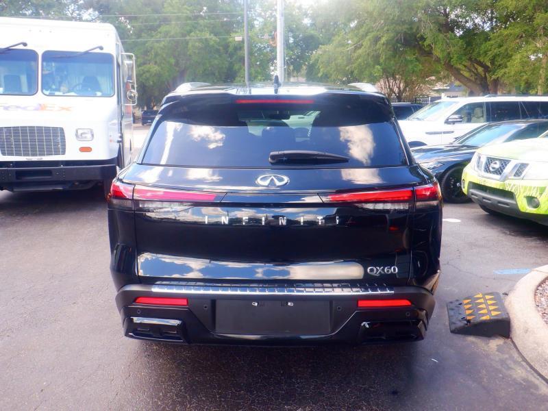 Infiniti QX60  2023