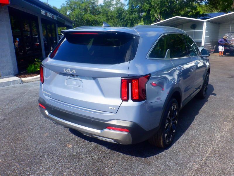 Kia Sorento EX 2025