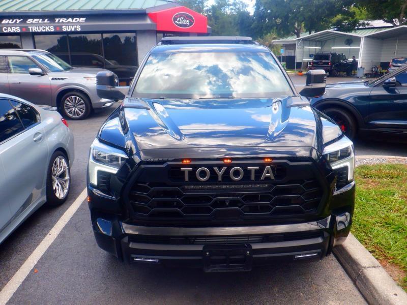 Toyota Sequoia  2024