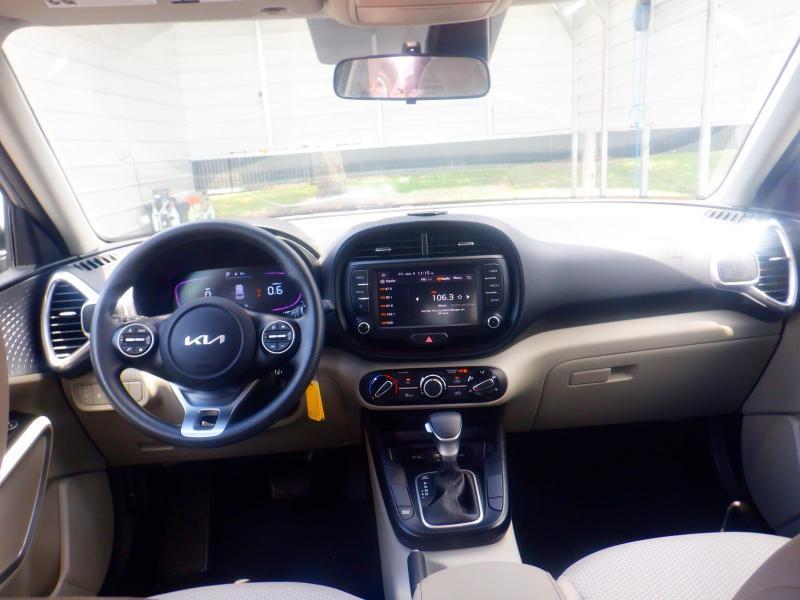 Kia Soul LX 2025