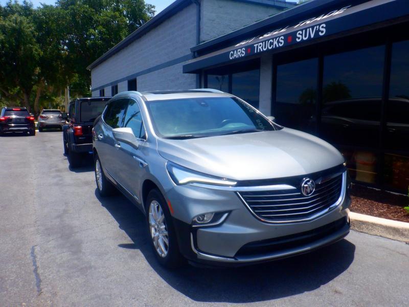 Buick Enclave  2023