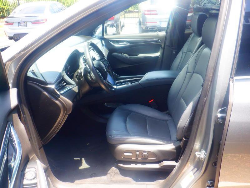 Buick Enclave  2023