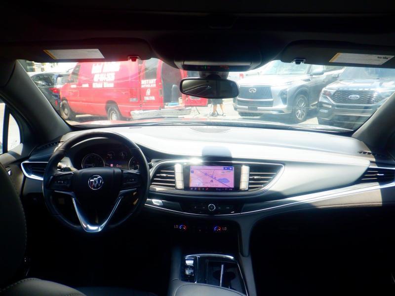Buick Enclave  2023