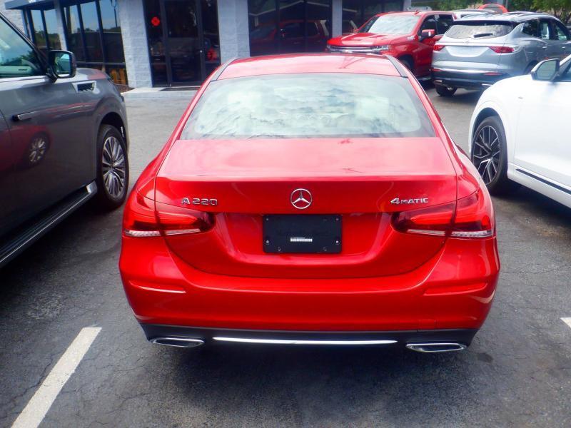 Mercedes-Benz A-Class A 220 4MATIC 2022
