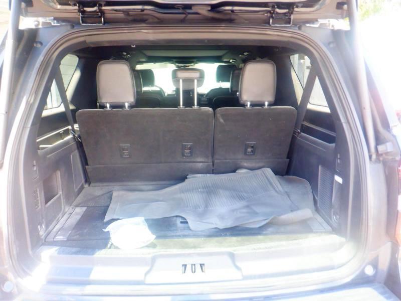 Ford Expedition MAX Platinum 2023