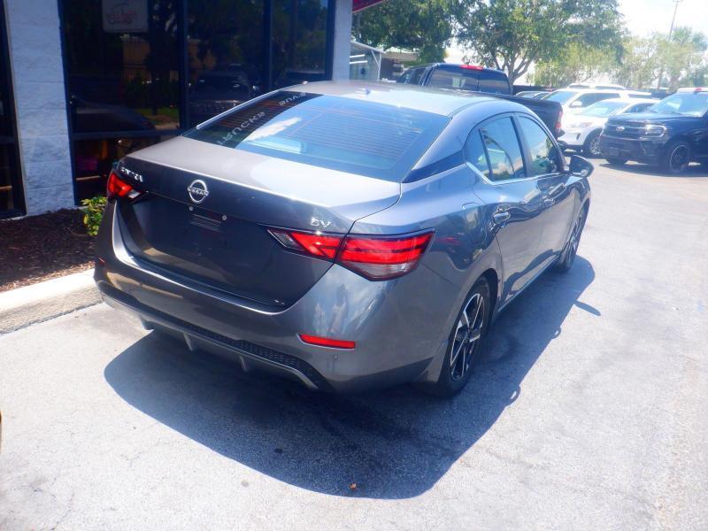 Nissan Sentra SV 2024