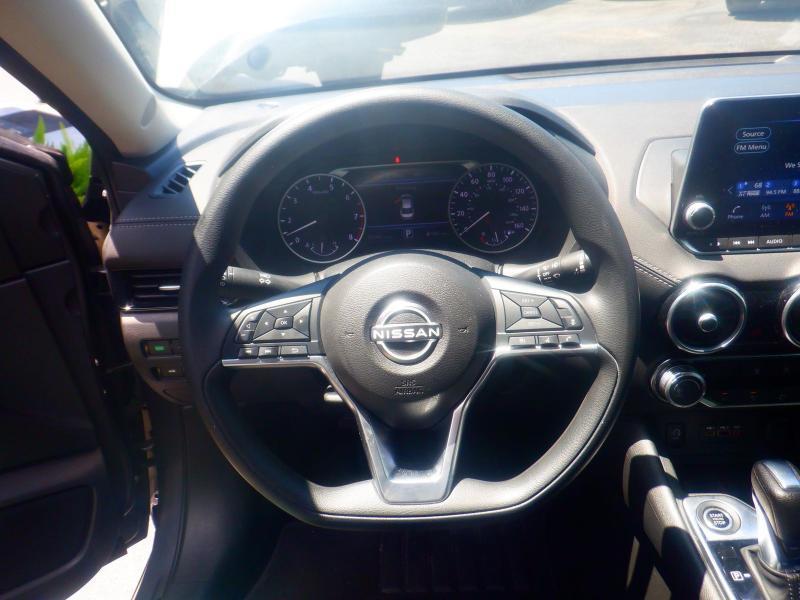 Nissan Sentra SV 2024
