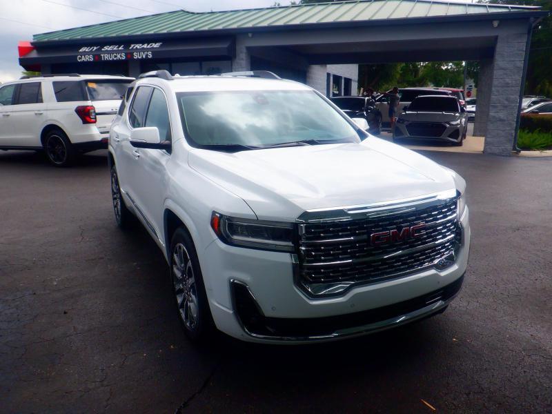 GMC Acadia Denali AWD 2023