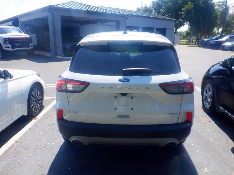 Ford Escape SE AWD 2021