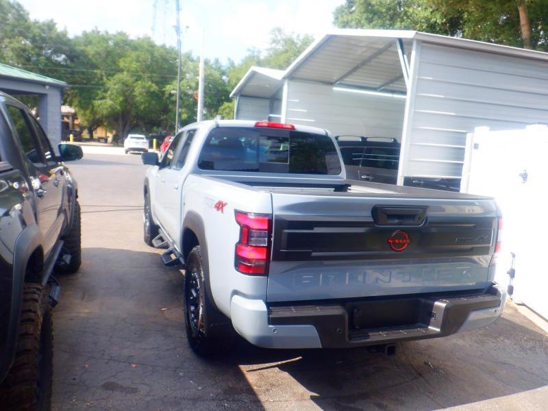 Nissan Frontier PRO-4X Crew Cab 4WD 2026