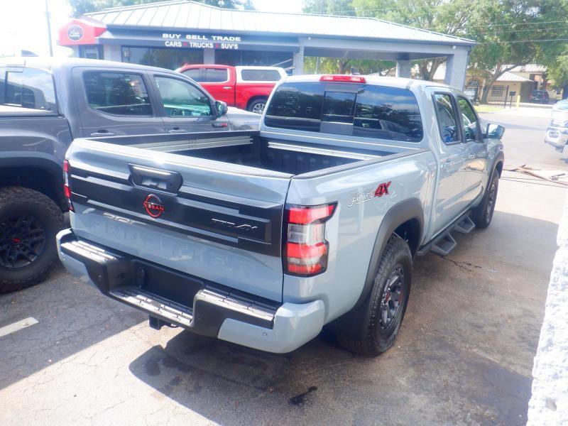 Nissan Frontier PRO-4X Crew Cab 4WD 2026