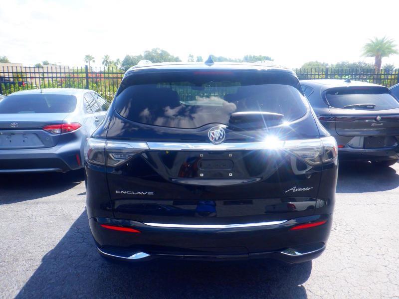Buick Enclave Avenir 2023
