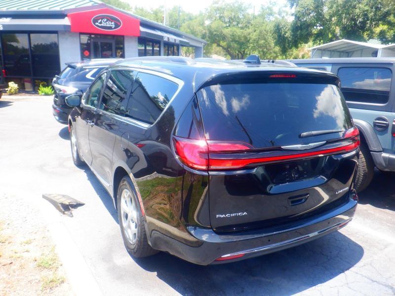 Chrysler Pacifica  2023