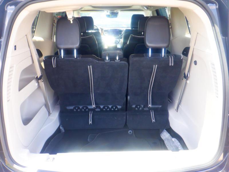 Chrysler Pacifica  2023