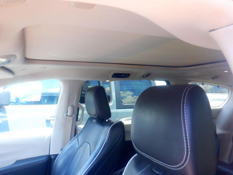 Chrysler Pacifica  2023