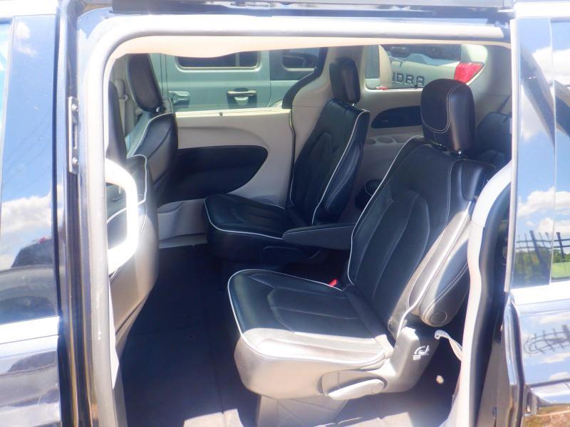 Chrysler Pacifica  2023