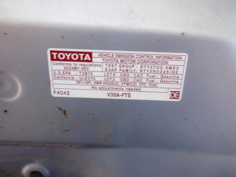 Toyota Tundra  2024
