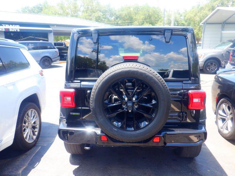 Jeep Wrangler  2021