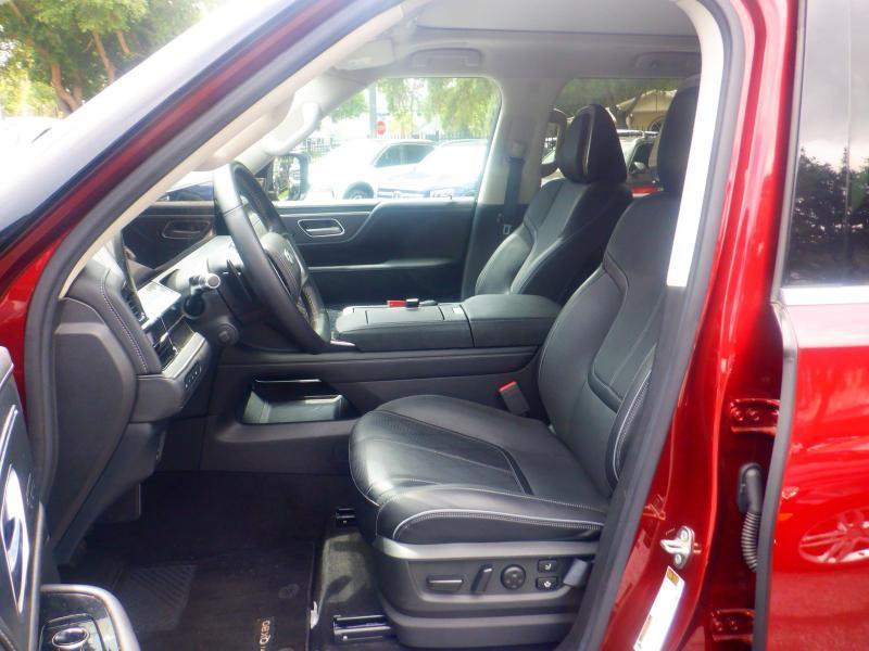 Infiniti QX80  2025