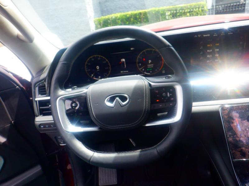 Infiniti QX80  2025