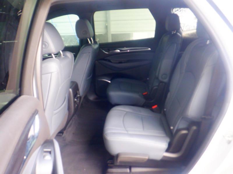 Buick Enclave  2023