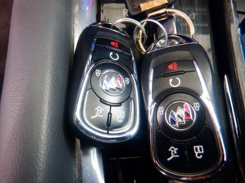 Buick Enclave  2023