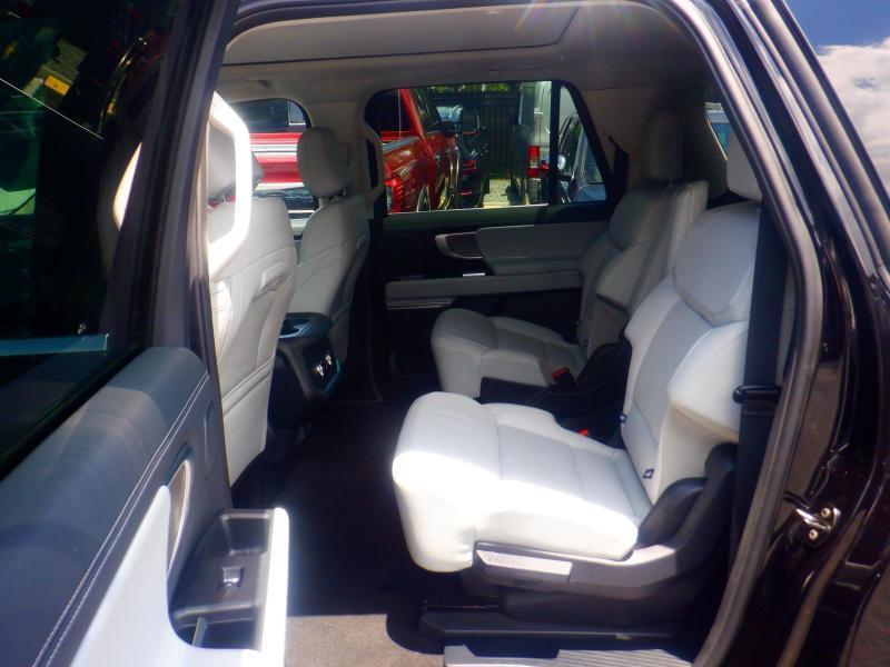 Ford Expedition  2025