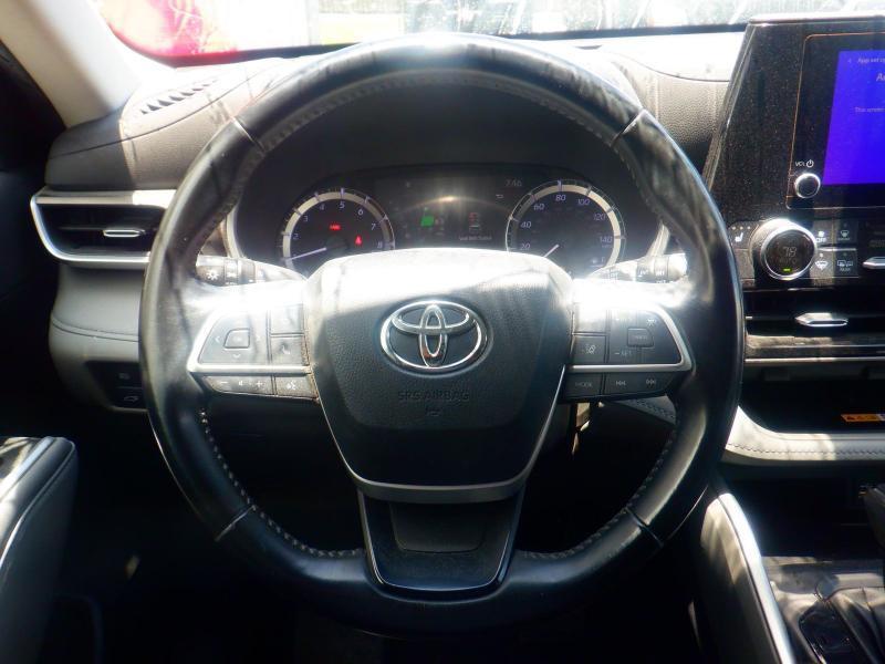 Toyota Highlander XLE 2023