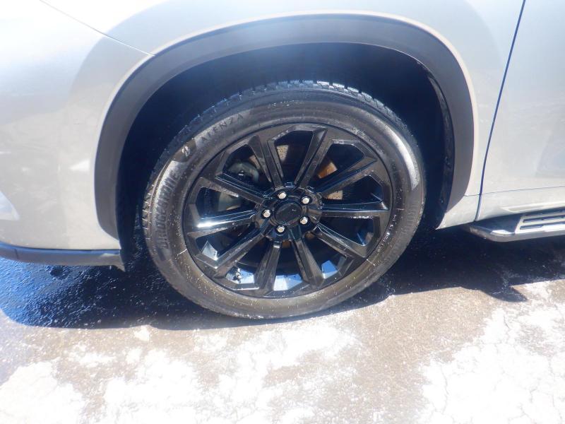 Toyota Highlander XLE 2023
