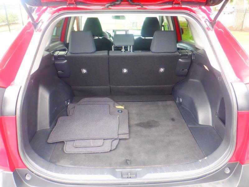 Toyota RAV4 LE 2020