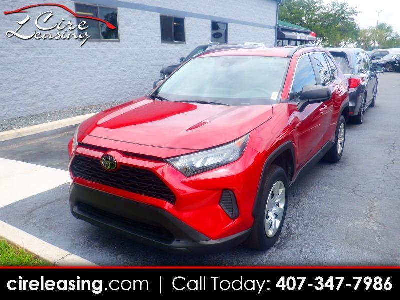 Toyota RAV4 LE 2020