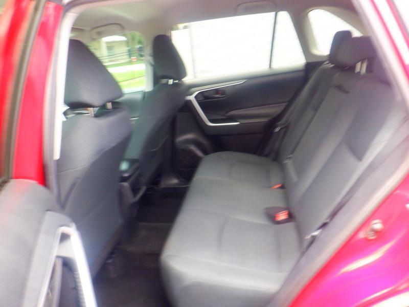 Toyota RAV4 LE 2020