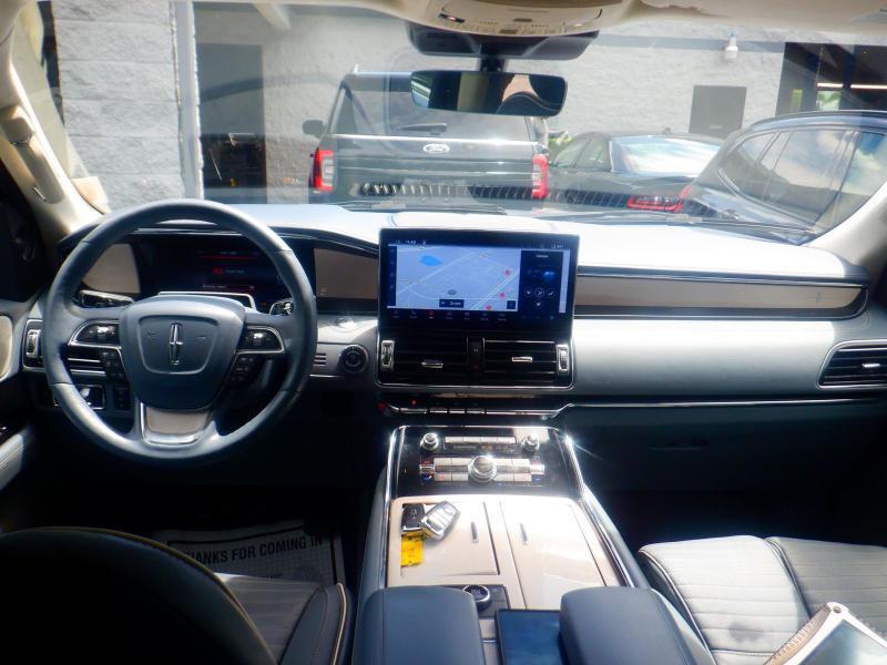 Lincoln Navigator L Black Label 2023