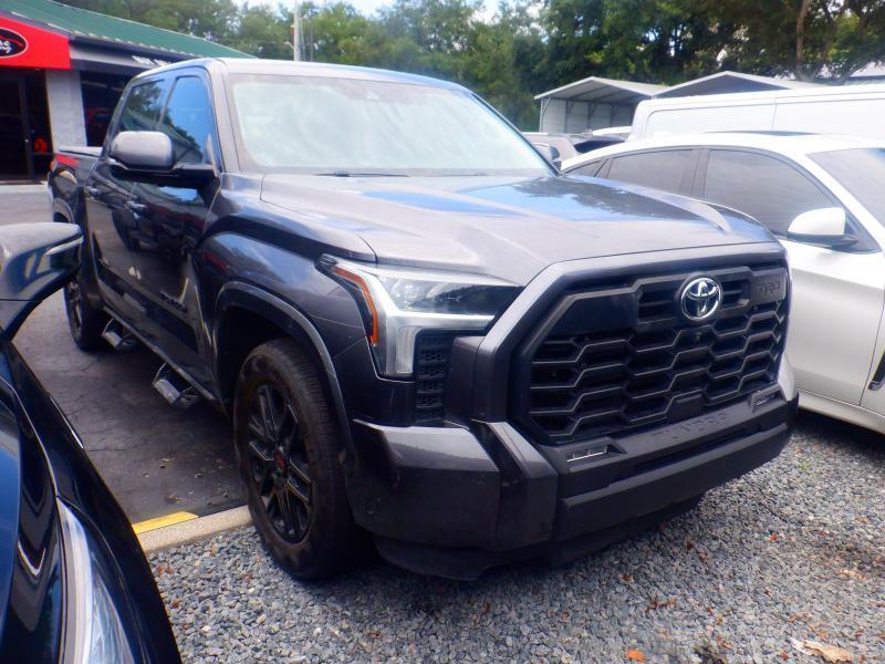 Toyota Tundra  2023