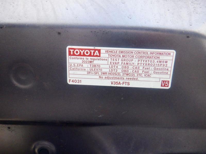 Toyota Tundra  2023