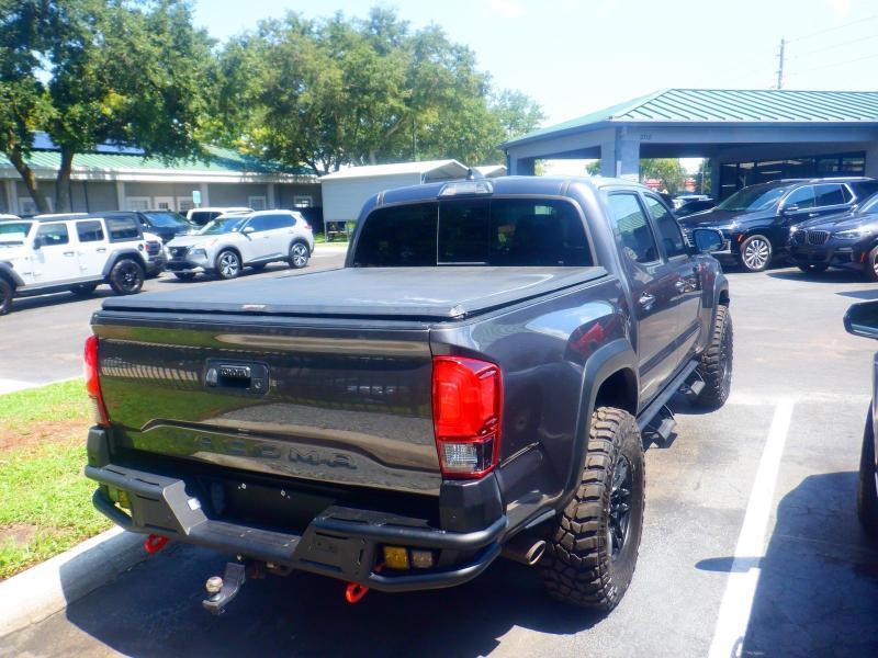 Toyota Tacoma  2020
