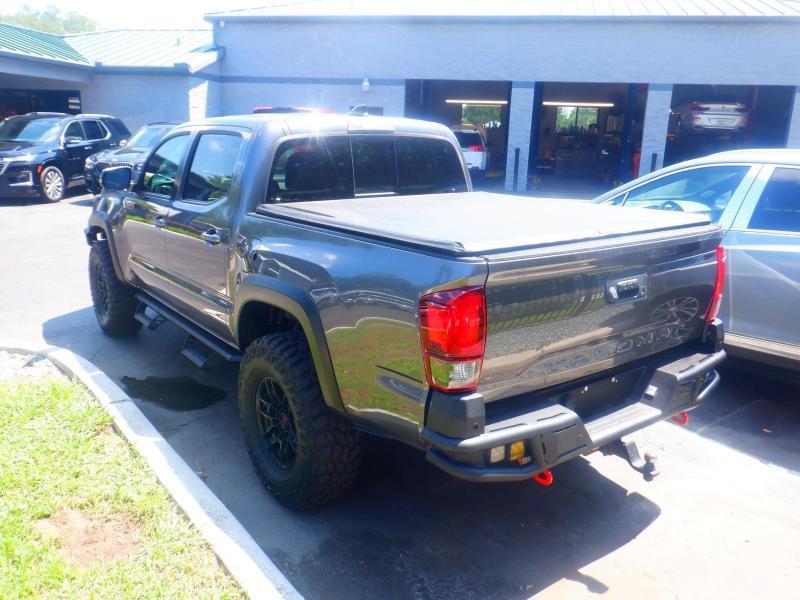 Toyota Tacoma  2020