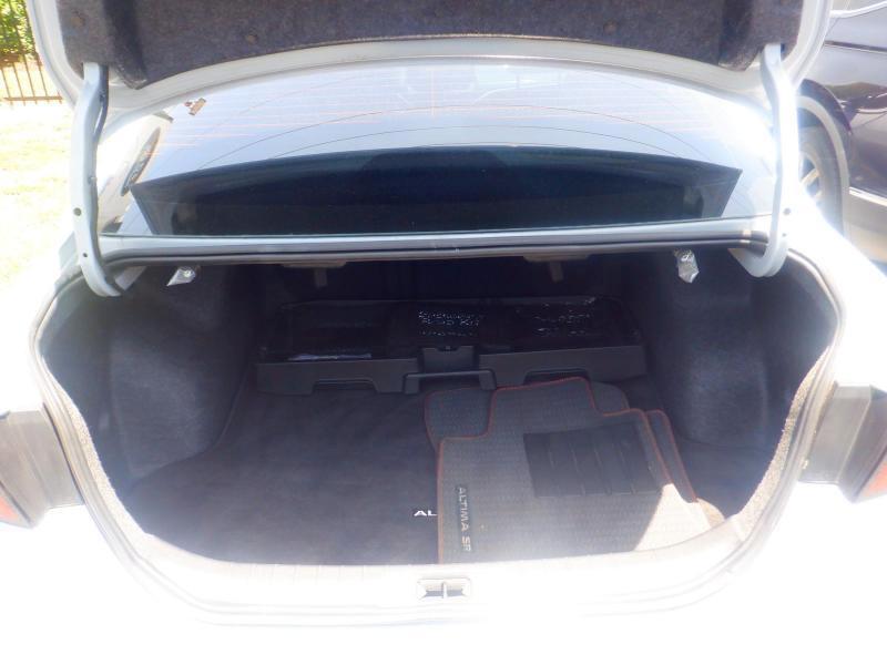 Nissan Altima  2024