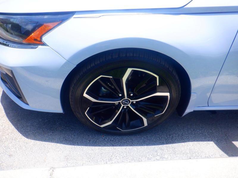 Nissan Altima  2024