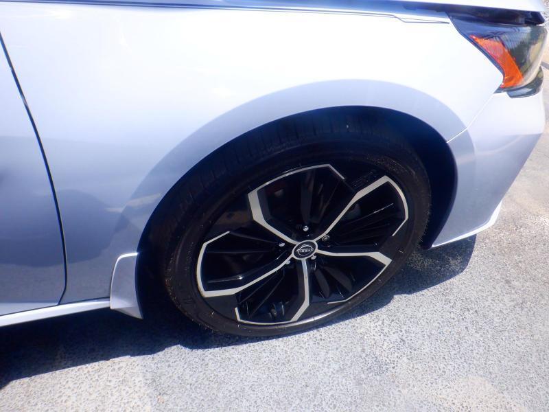 Nissan Altima  2024