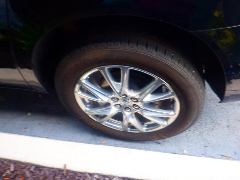 Buick Enclave  2023