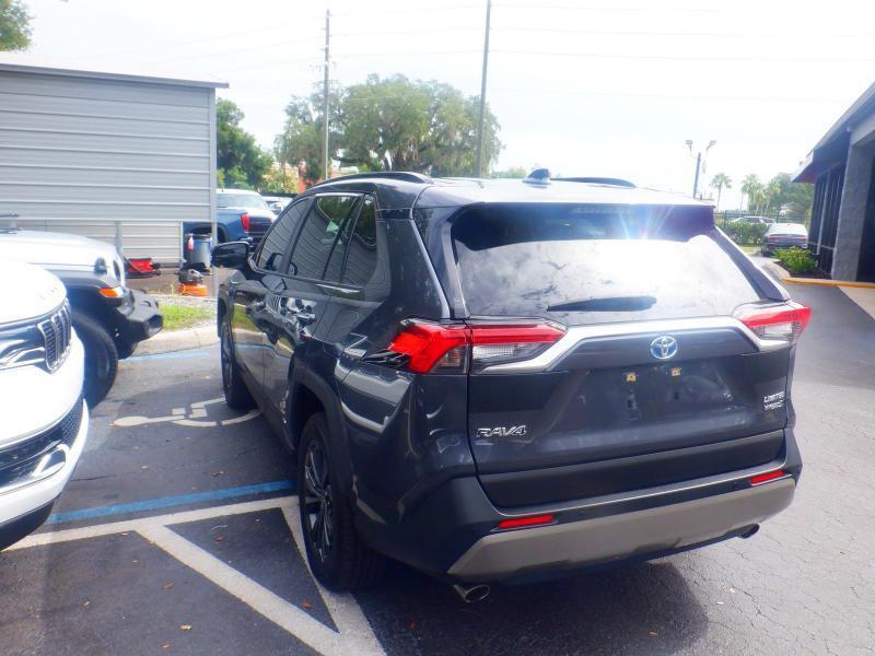 Toyota RAV4 Hybrid Limited AWD 2024