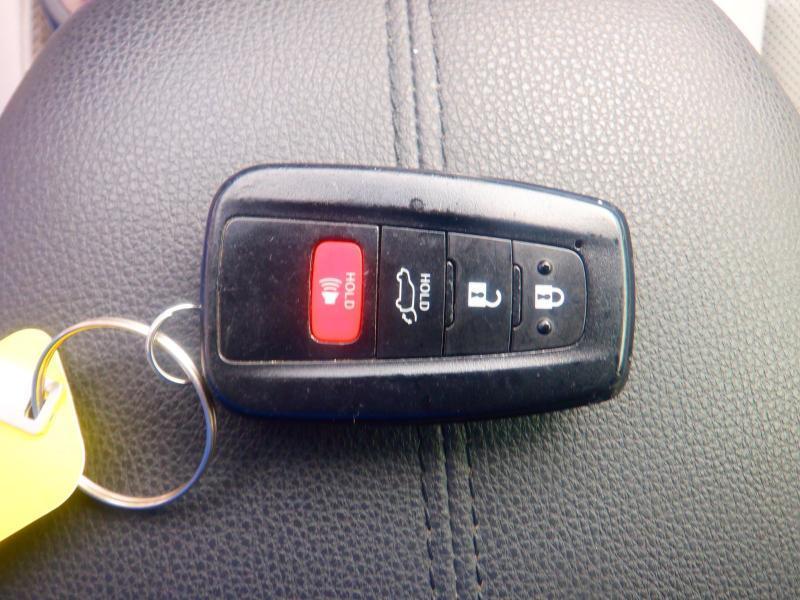 Toyota RAV4 Hybrid Limited AWD 2024